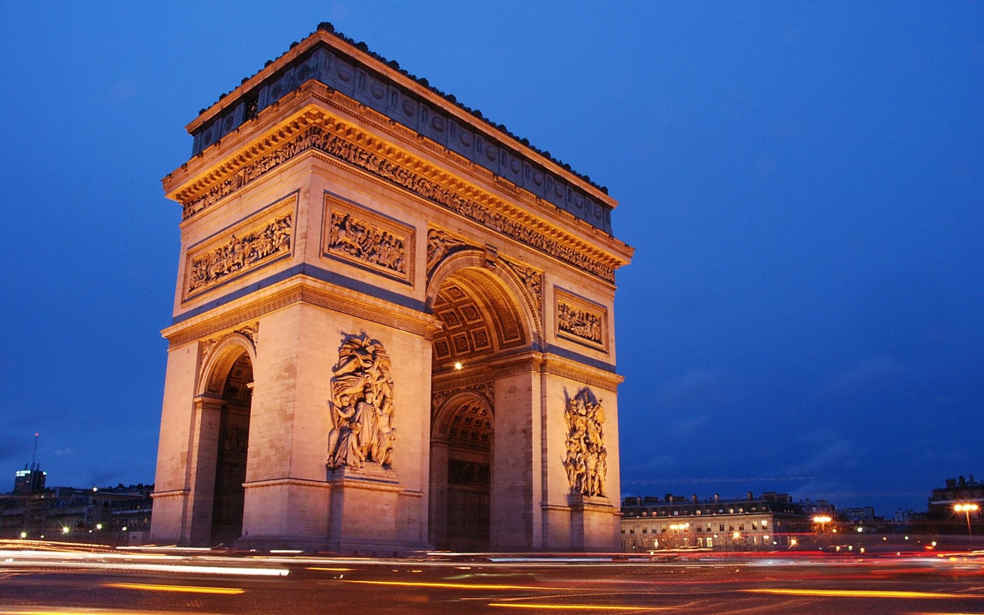 Khải Hoàn Môn ở Paris - đài kỉ niệm chiến thắng lẫy lừng