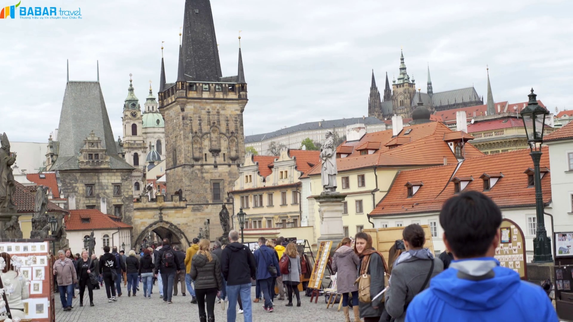 Prague - tòa lâu đài cổ lớn nhất thế giới của Cộng hòa Séc