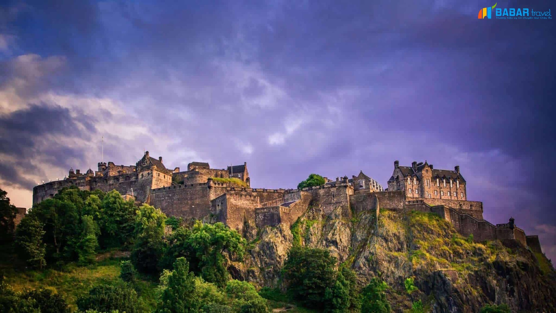 Top 5 địa điểm du lịch Scotland mà bạn không thể bỏ qua